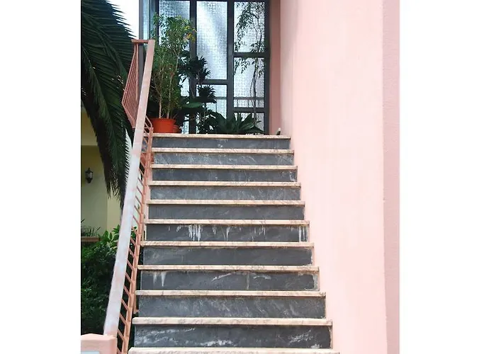 绿岸旅馆 酒店 3*